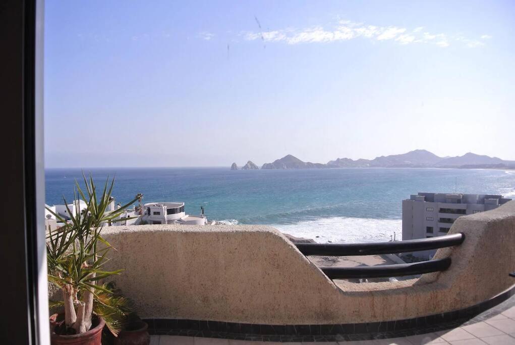 Oceanfront Penthouse, 2 Masters, 2 Baths, Kitchen! Apartamento Cabo San Lucas Exterior foto
