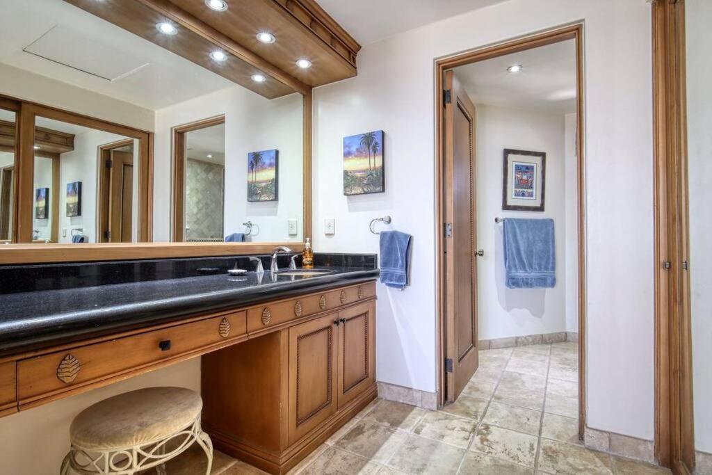 Oceanfront Penthouse, 2 Masters, 2 Baths, Kitchen! Apartamento Cabo San Lucas Exterior foto