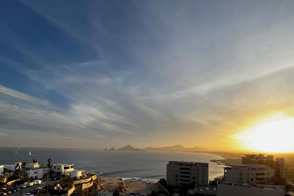 Oceanfront Penthouse, 2 Masters, 2 Baths, Kitchen! Apartamento Cabo San Lucas Exterior foto